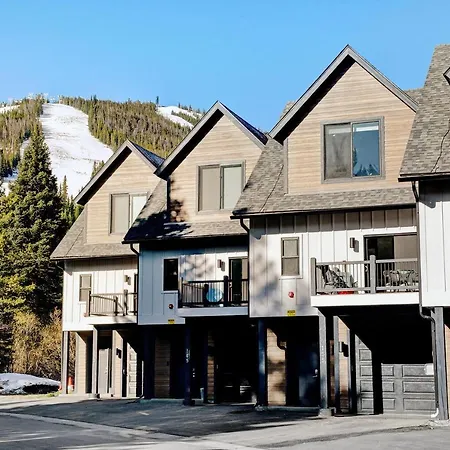 New Slopeside Luxury Villa #135 With Hot Tub & Great Views - 500 Dollars Of Free Activities & Equipment Rentals Daily